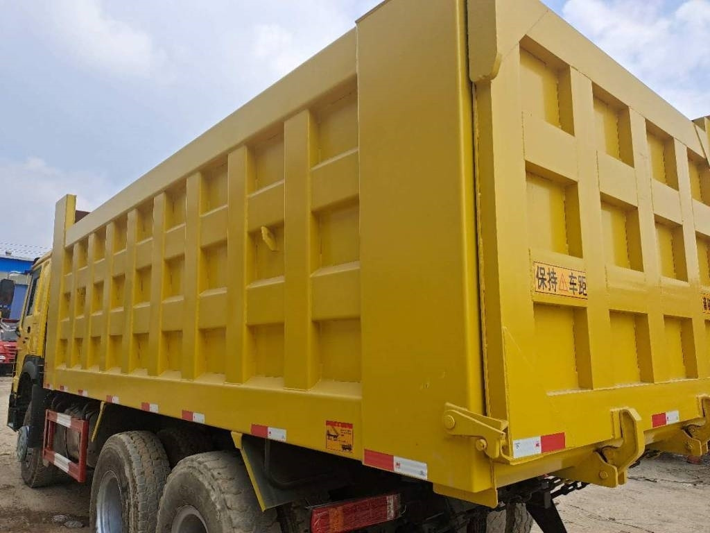 Howo 6X4 - Самосвал: фото 4 Howo 6X4 - Самосвал: фото 4