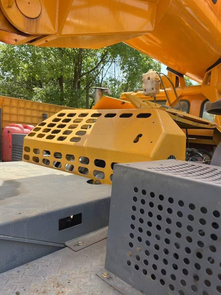 XCMG QY70K-II - Вседорожный кран: фото 4 XCMG QY70K-II - Вседорожный кран: фото 4