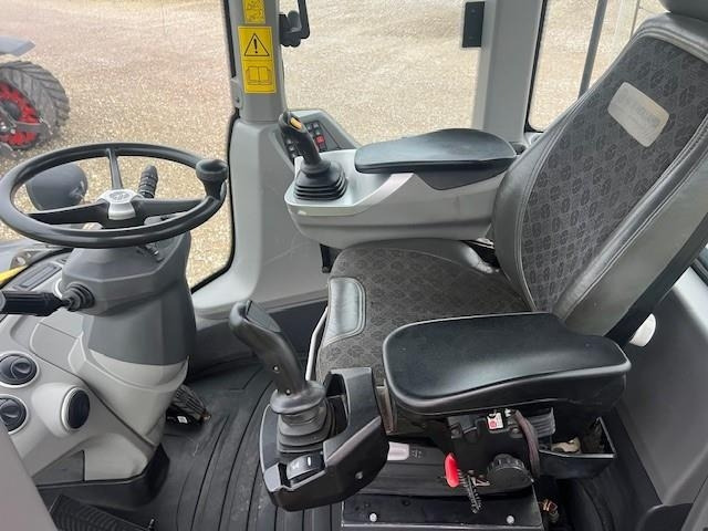 New Holland W190D ZB T4B - Колёсный погрузчик: фото 4 New Holland W190D ZB T4B - Колёсный погрузчик: фото 4