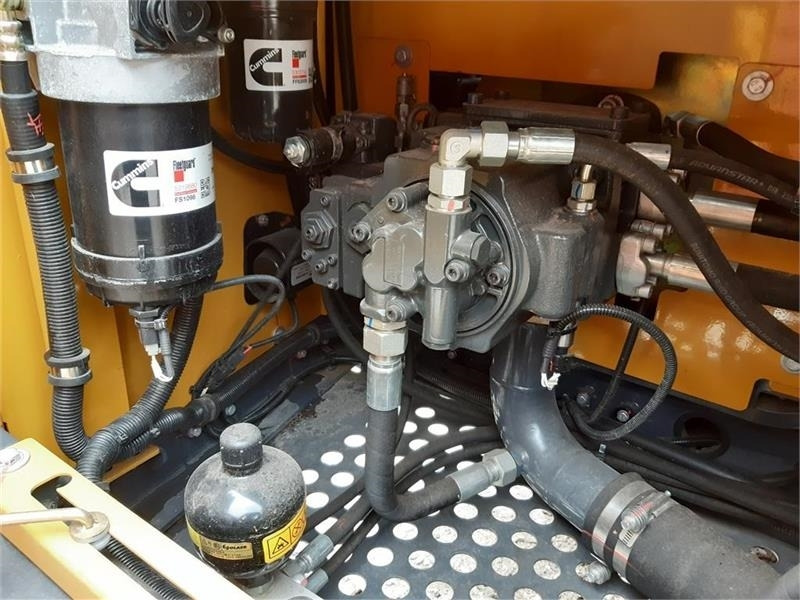 Гусеничный экскаватор - - - xcmg xe150e: фото 7