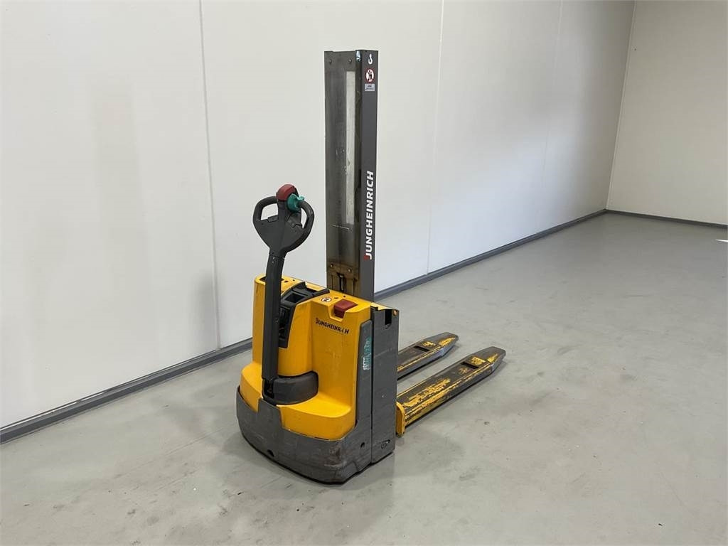 Jungheinrich EMD 118  - Штабелер: фото 2 Jungheinrich EMD 118  - Штабелер: фото 2