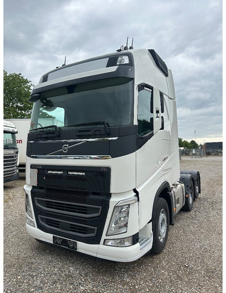 Volvo FH 500 6x2 10 Wheeler - Тягач: фото 1 Volvo FH 500 6x2 10 Wheeler - Тягач: фото 1