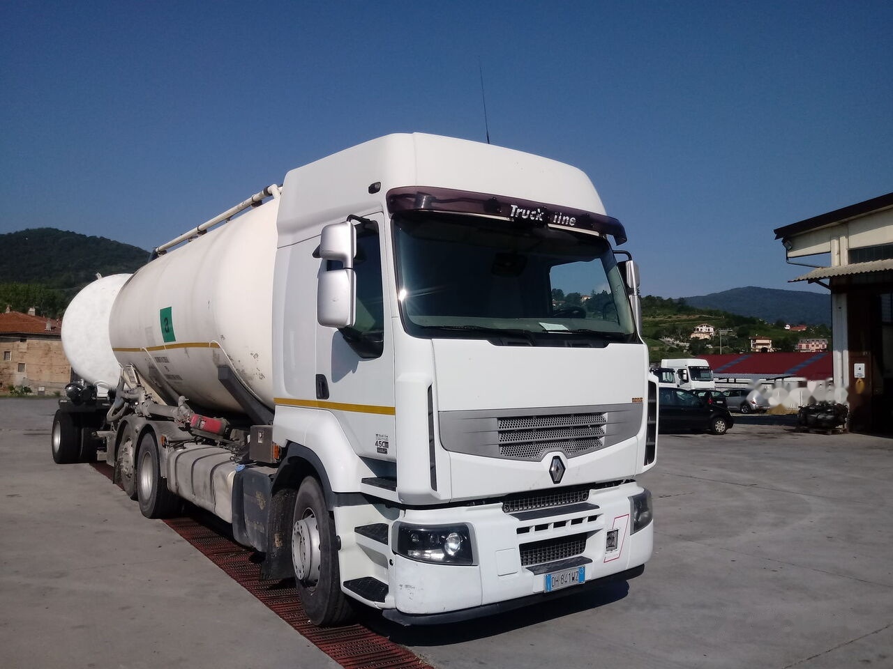 Renault PREMIUM 450 DXI - Грузовик-цистерна: фото 2 Renault PREMIUM 450 DXI - Грузовик-цистерна: фото 2