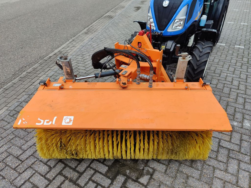 Nesbo HF1600S Veegmachine - Щетка для Коммунальной и специальной техники: фото 4 Nesbo HF1600S Veegmachine - Щетка для Коммунальной и специальной техники: фото 4