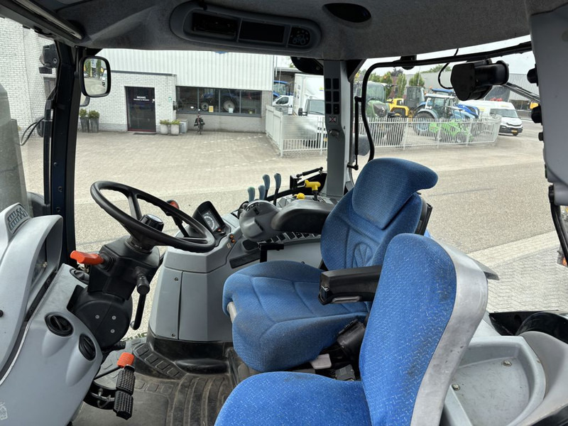 New Holland T6010 Plus Supersteer - Трактор: фото 5 New Holland T6010 Plus Supersteer - Трактор: фото 5