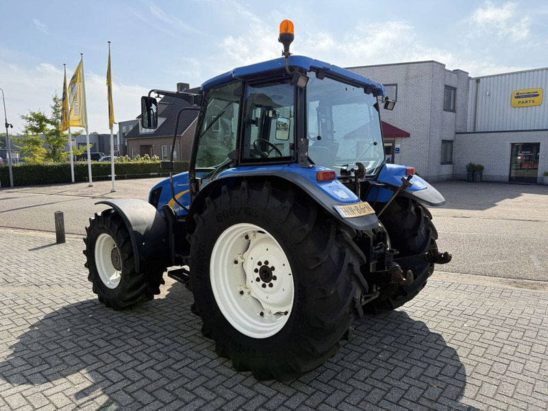 New Holland TL90A 4WD - Трактор: фото 3 New Holland TL90A 4WD - Трактор: фото 3