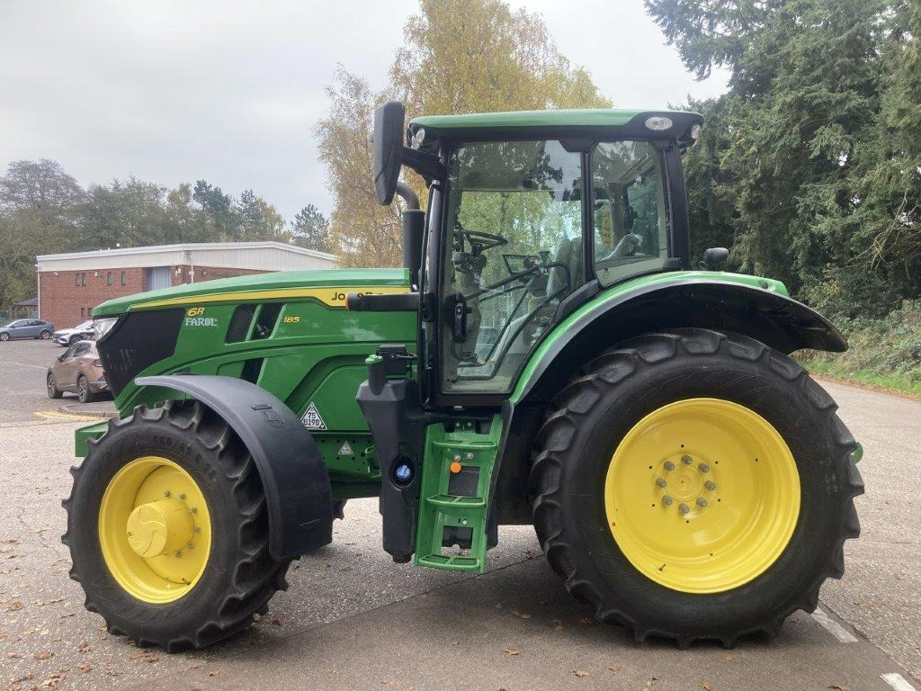 JOHN DEERE 6R 185 - Трактор: фото 2 JOHN DEERE 6R 185 - Трактор: фото 2
