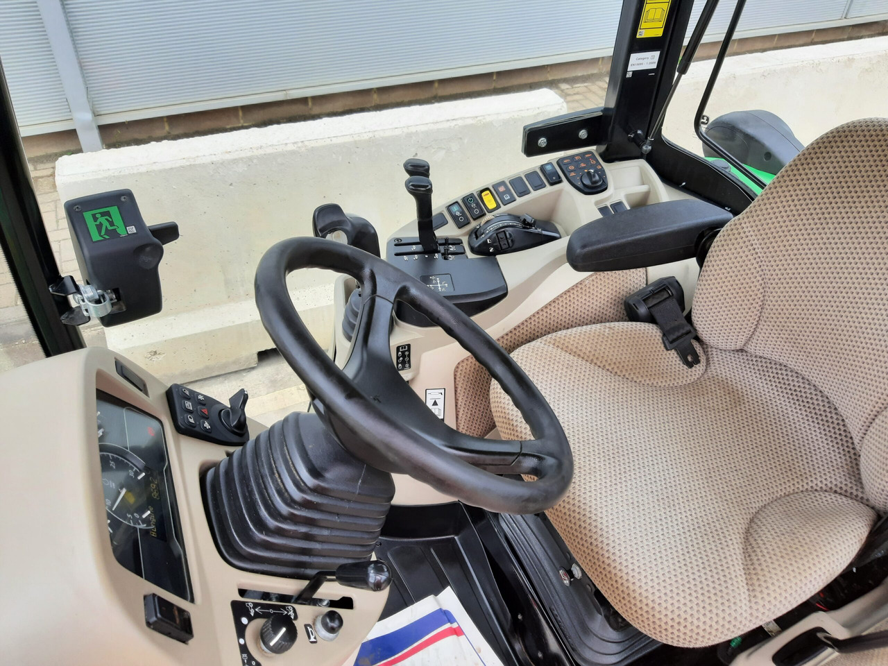 John Deere 4066R Compact Tractor - Минитрактор: фото 5 John Deere 4066R Compact Tractor - Минитрактор: фото 5