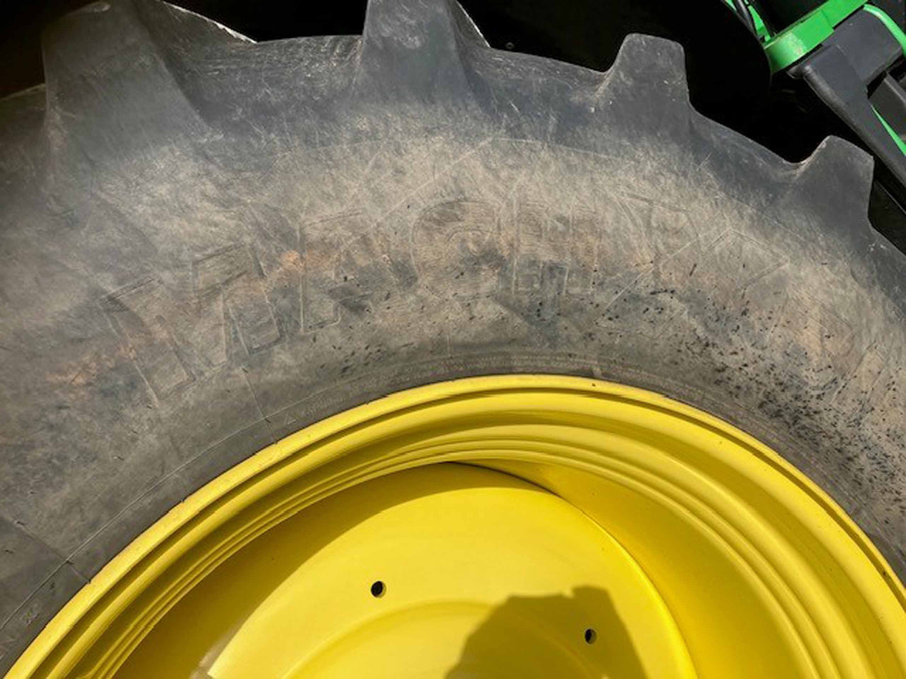 John Deere 6250R - Трактор: фото 4 John Deere 6250R - Трактор: фото 4