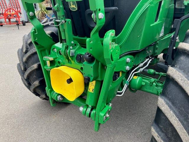 John Deere 6R 150 - Трактор: фото 3 John Deere 6R 150 - Трактор: фото 3