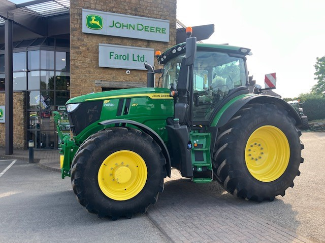 John Deere 6R 250 - Трактор: фото 2 John Deere 6R 250 - Трактор: фото 2