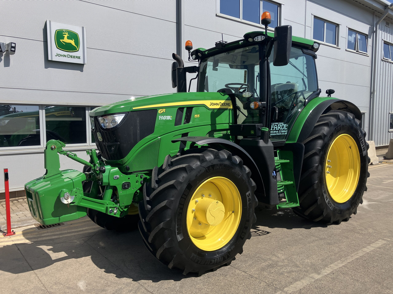 John Deere 6R155 - Трактор: фото 1 John Deere 6R155 - Трактор: фото 1