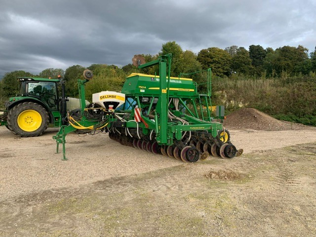 John Deere 750A - Посевная техника: фото 1 John Deere 750A - Посевная техника: фото 1