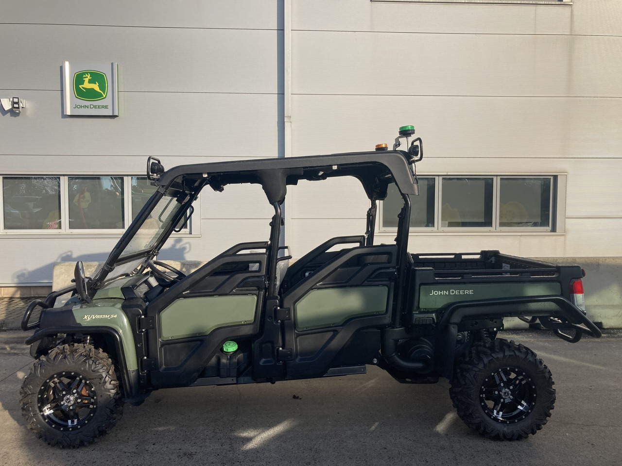 John Deere XUV855M S4 Gator - Квадроцикл: фото 2 John Deere XUV855M S4 Gator - Квадроцикл: фото 2