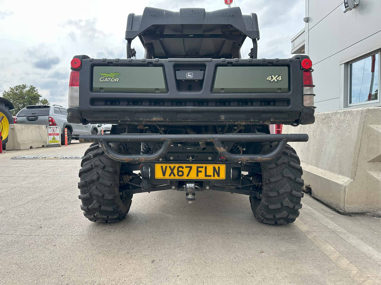 John Deere XUV855M S4 Gator - Квадроцикл: фото 4 John Deere XUV855M S4 Gator - Квадроцикл: фото 4