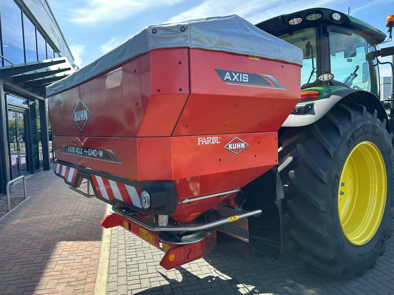 Kuhn Axis 40.2 H EMC W - Разбрасыватель удобрений: фото 1 Kuhn Axis 40.2 H EMC W - Разбрасыватель удобрений: фото 1