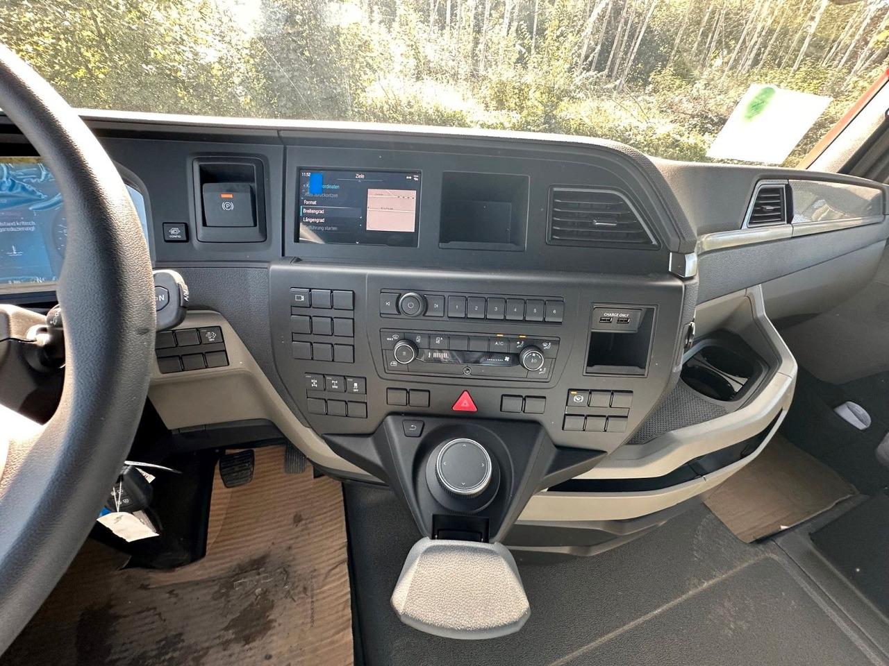 Лесовоз, Автоманипулятор MAN TGX 33.510 6X4 BL Euro6e  EPSILON 150 Z: фото 18