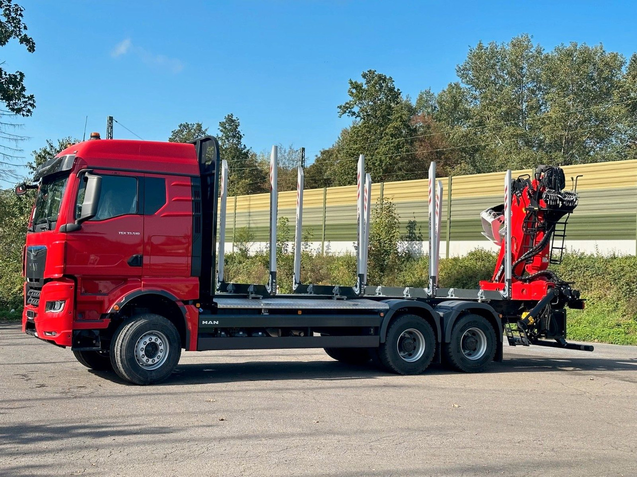 MAN TGX 33.510 6X4 BL Euro6e EPSILON 150 Z - Лесовоз, Автоманипулятор: фото 3 MAN TGX 33.510 6X4 BL Euro6e EPSILON 150 Z - Лесовоз, Автоманипулятор: фото 3