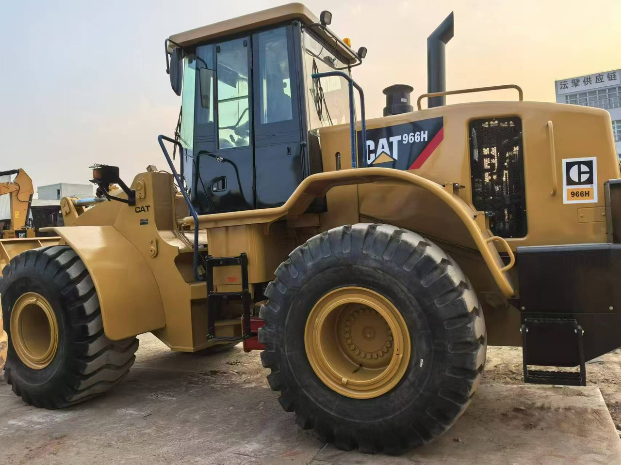 CATERPILLAR 966H - Колёсный погрузчик: фото 4 CATERPILLAR 966H - Колёсный погрузчик: фото 4