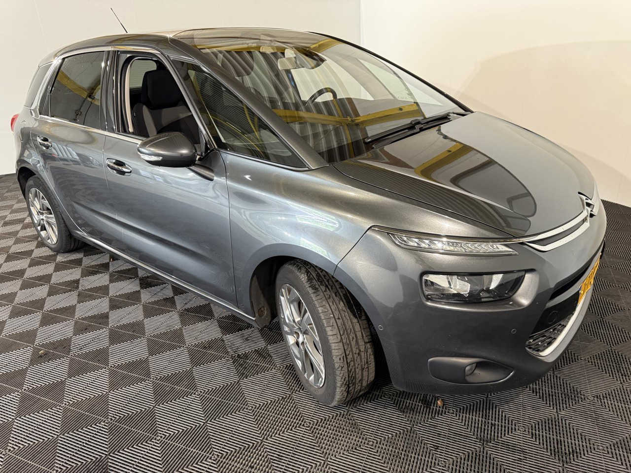 Citroen C4 Picasso 1.6 THP Intensive 2014 7P 185.346 km 1-TLK-46 - Легковой автомобиль: фото 5 Citroen C4 Picasso 1.6 THP Intensive 2014 7P 185.346 km 1-TLK-46 - Легковой автомобиль: фото 5
