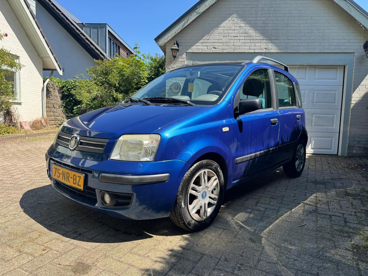 Fiat Panda 1.2 Dynamic 75-NR-BZ - Легковой автомобиль: фото 1 Fiat Panda 1.2 Dynamic 75-NR-BZ - Легковой автомобиль: фото 1