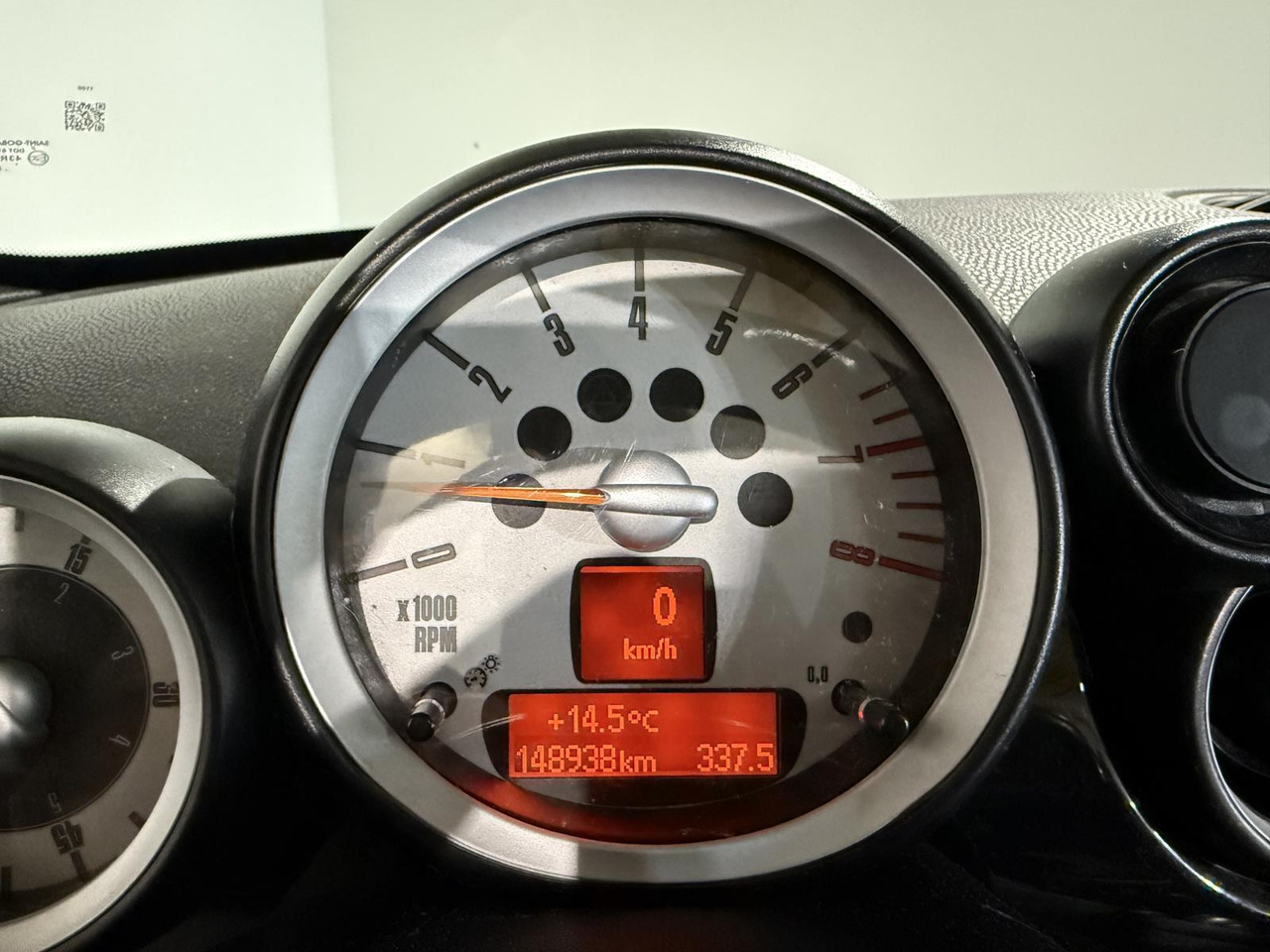 Mini | Mini Cabrio | 1.6 Cooper Chili | 2010 | 148.938 km | 92LHF2 | Logisch - Легковой автомобиль: фото 4 Mini | Mini Cabrio | 1.6 Cooper Chili | 2010 | 148.938 km | 92LHF2 | Logisch - Легковой автомобиль: фото 4