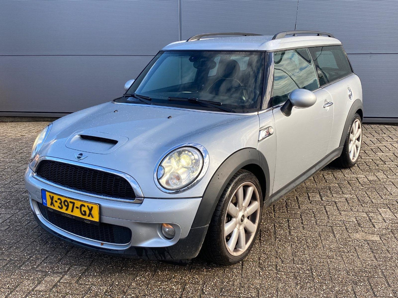 Mini Mini Clubman 1.6 Cooper S | 2008 | 144.083 km | Automaat | X397GX | NAP: Geen oordeel - Легковой автомобиль: фото 1 Mini Mini Clubman 1.6 Cooper S | 2008 | 144.083 km | Automaat | X397GX | NAP: Geen oordeel - Легковой автомобиль: фото 1