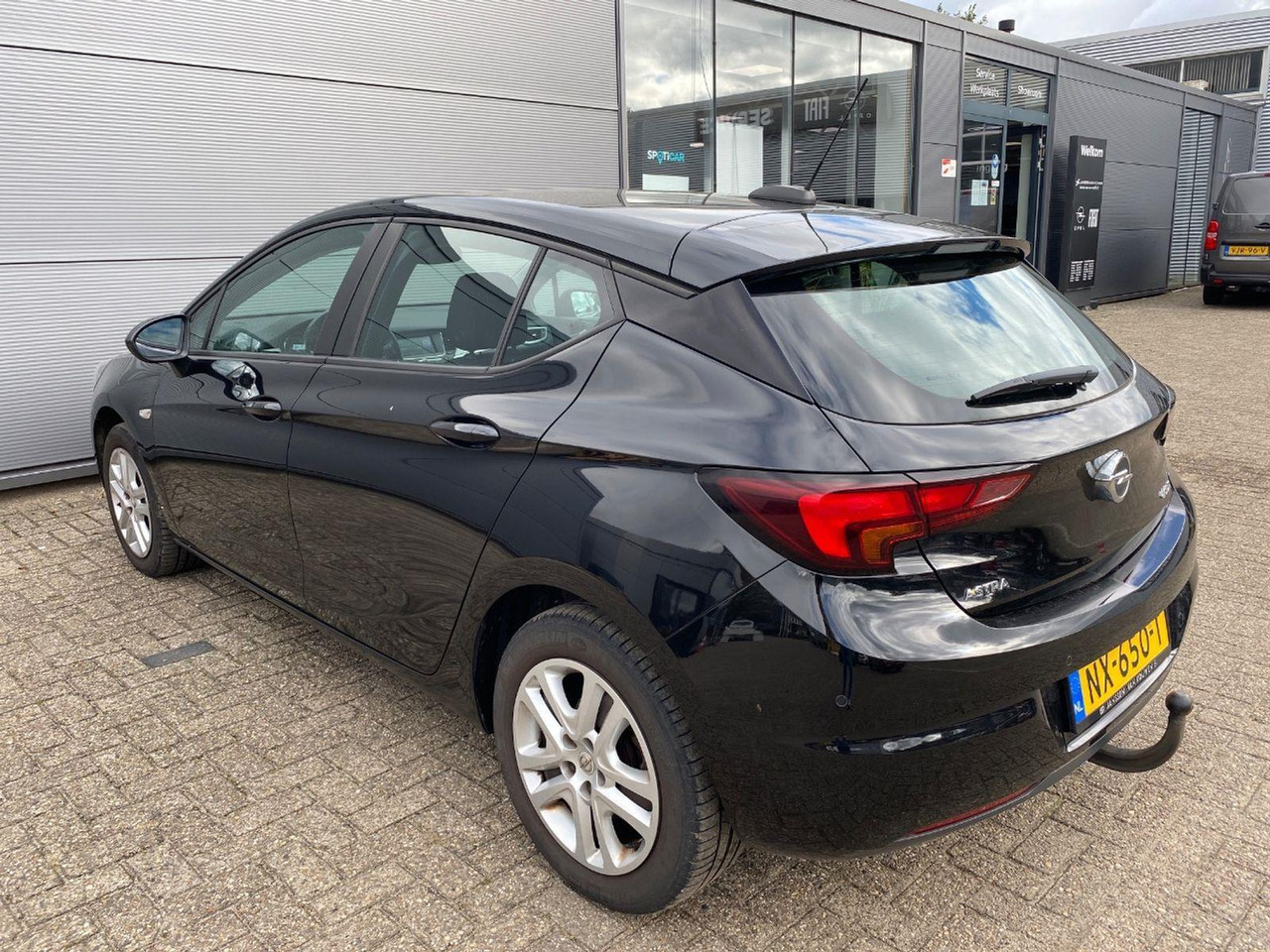 Opel Astra 1.0 Online Edition | 2017 | 112.576 km | NX650T | NAP: Logisch - Хэтчбек: фото 3 Opel Astra 1.0 Online Edition | 2017 | 112.576 km | NX650T | NAP: Logisch - Хэтчбек: фото 3