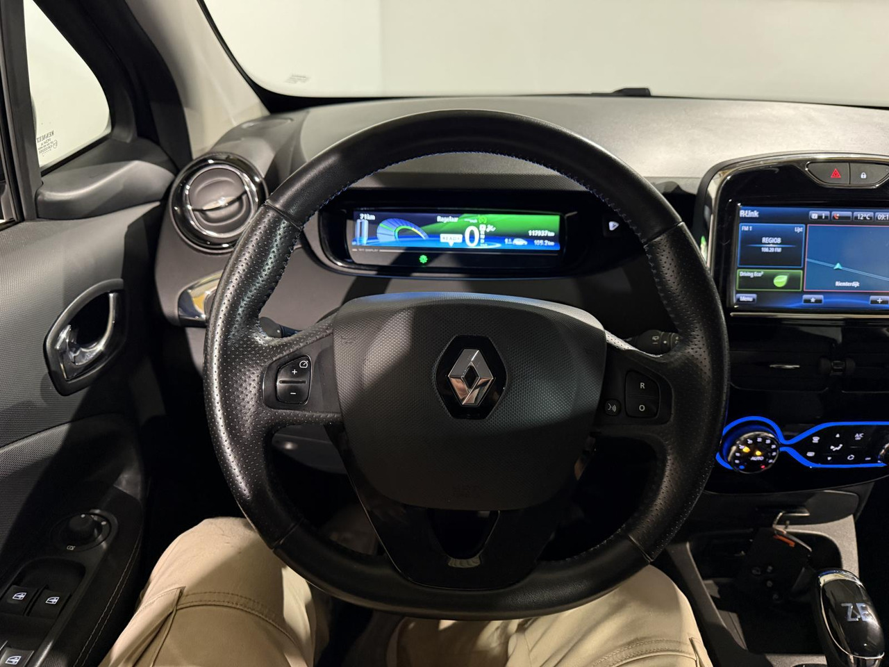 Renault | ZOE | R90 Intens 41 kWh (ex Accu) | 2018 | 117.938 km | Automaat | SF678V | Logisch - Хэтчбек: фото 5 Renault | ZOE | R90 Intens 41 kWh (ex Accu) | 2018 | 117.938 km | Automaat | SF678V | Logisch - Хэтчбек: фото 5