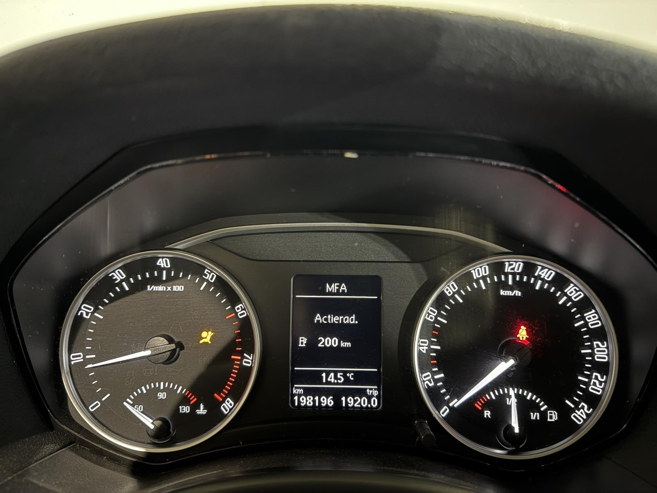 Skoda | Octavia Combi | 1.4 TSI Greentech Ambition Business Line | 2012 | 198.196 km | 01TGL8 | Logisch - Легковой автомобиль: фото 2 Skoda | Octavia Combi | 1.4 TSI Greentech Ambition Business Line | 2012 | 198.196 km | 01TGL8 | Logisch - Легковой автомобиль: фото 2