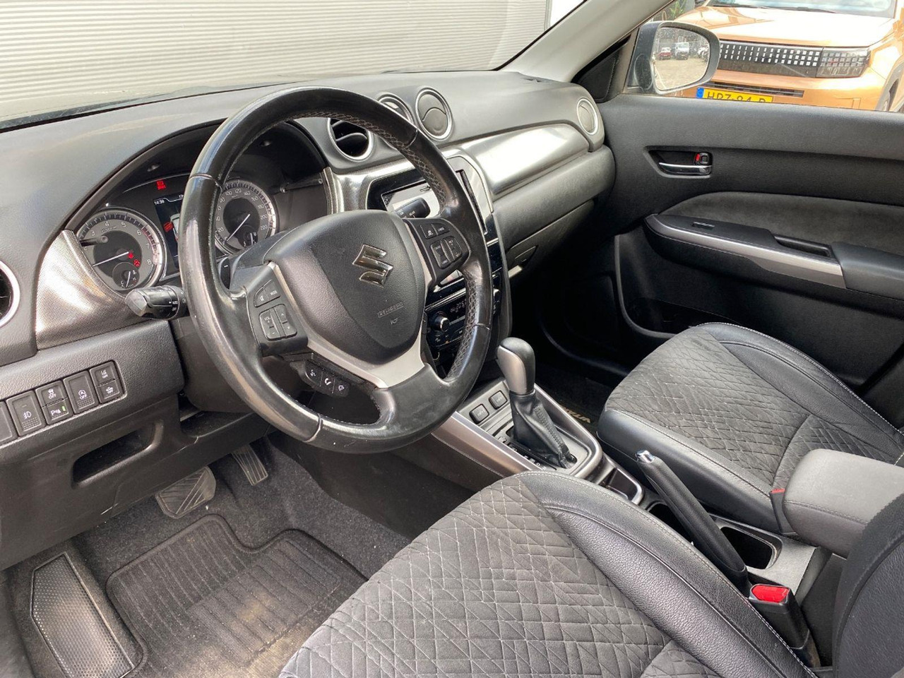 Suzuki Vitara 1.4 Boosterjet Style Smart Hybrid | 2021 | 63.245 km | Automaat | K460TV | NAP: Logisch - Внедорожник: фото 5 Suzuki Vitara 1.4 Boosterjet Style Smart Hybrid | 2021 | 63.245 km | Automaat | K460TV | NAP: Logisch - Внедорожник: фото 5