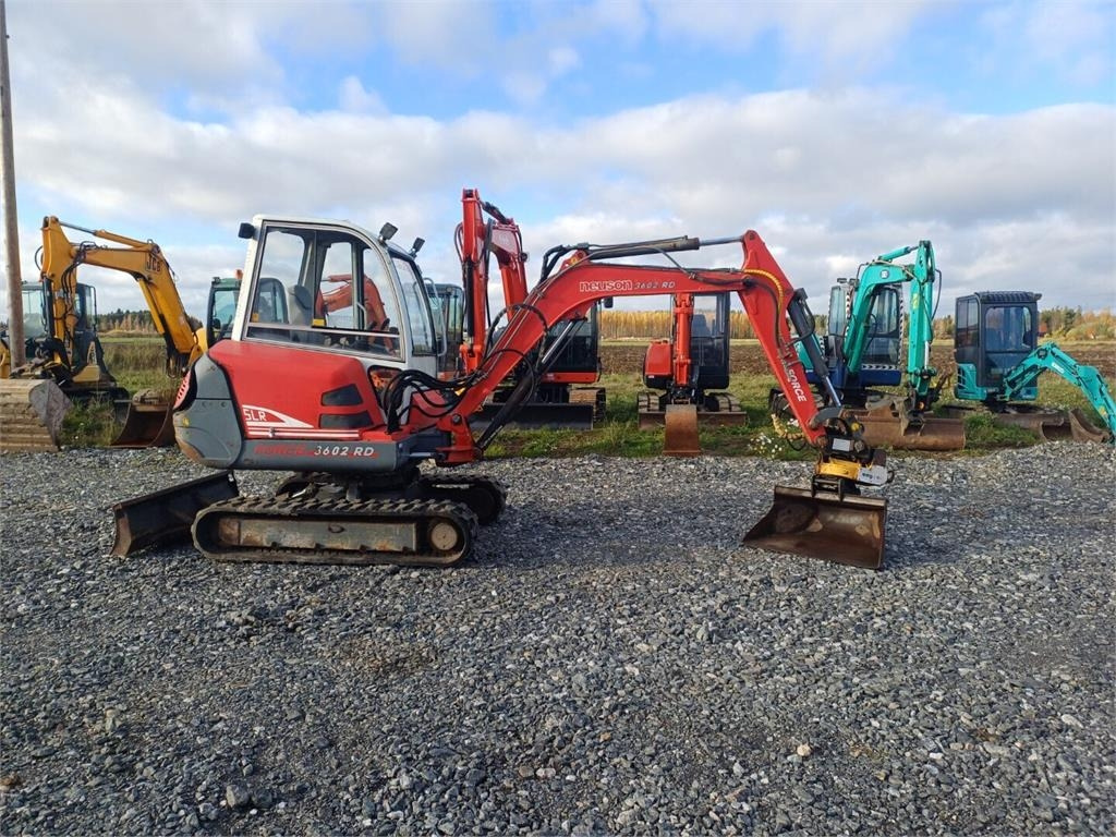Neuson 3602RD Engcon pyörittäjällä - Мини-экскаватор: фото 5 Neuson 3602RD Engcon pyörittäjällä - Мини-экскаватор: фото 5