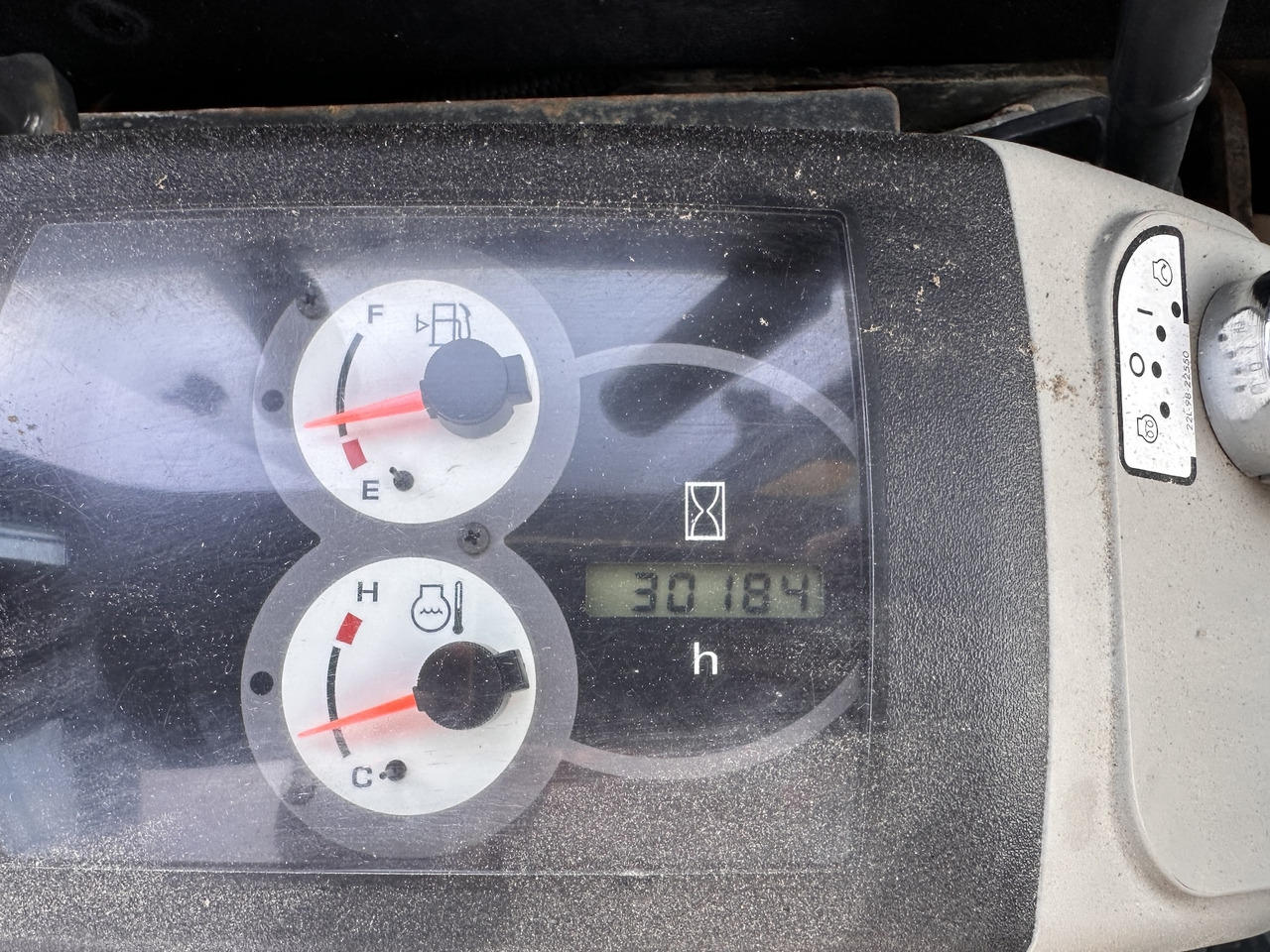 Мини-экскаватор KOMATSU PC55MR-3: фото 13 Мини-экскаватор KOMATSU PC55MR-3: фото 13