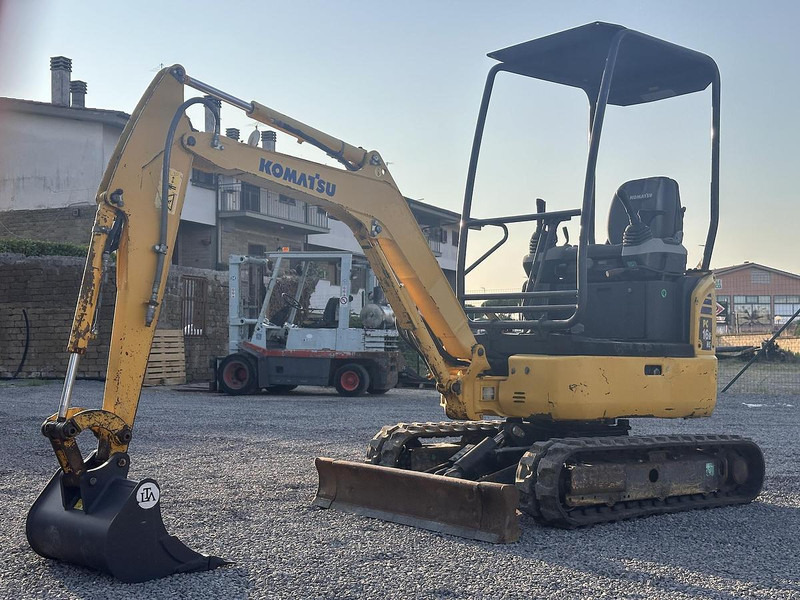 Komatsu PC16R-3HS - Мини-экскаватор: фото 2 Komatsu PC16R-3HS - Мини-экскаватор: фото 2