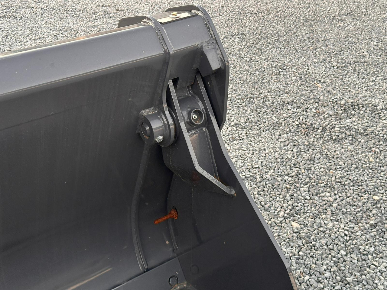 Ковш для погрузчика NEW HOLLAND 220: фото 6 Ковш для погрузчика NEW HOLLAND 220: фото 6