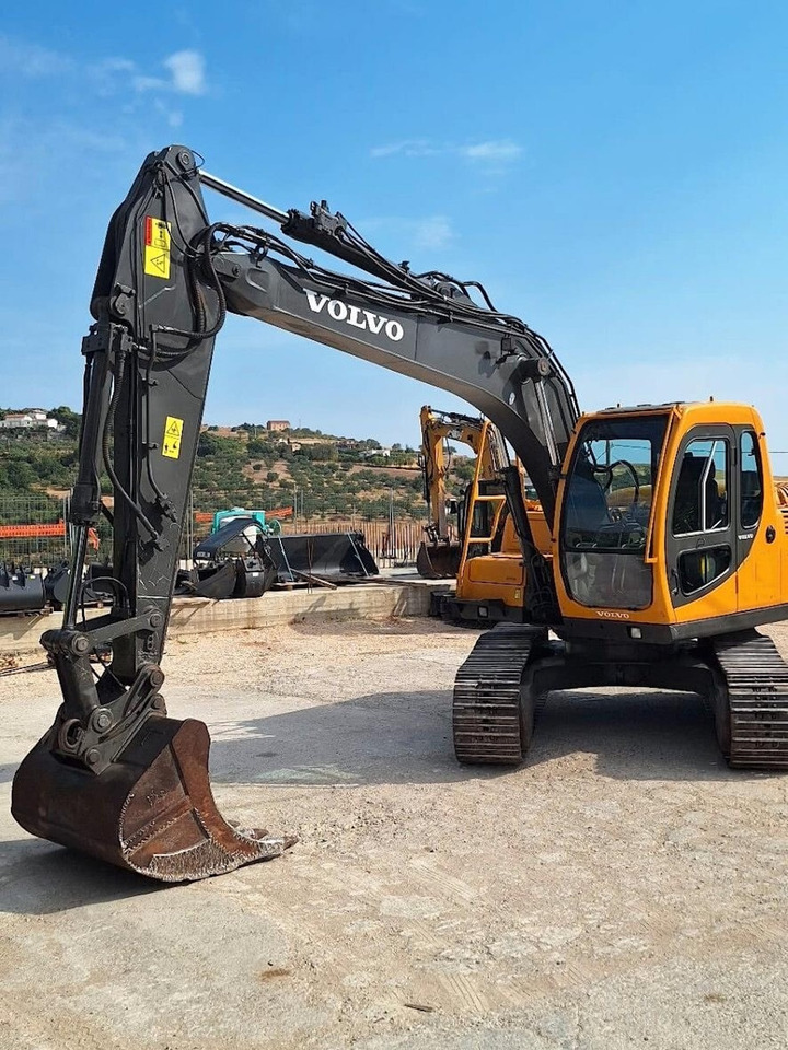 VOLVO EC140BLC - Гусеничный экскаватор: фото 2 VOLVO EC140BLC - Гусеничный экскаватор: фото 2