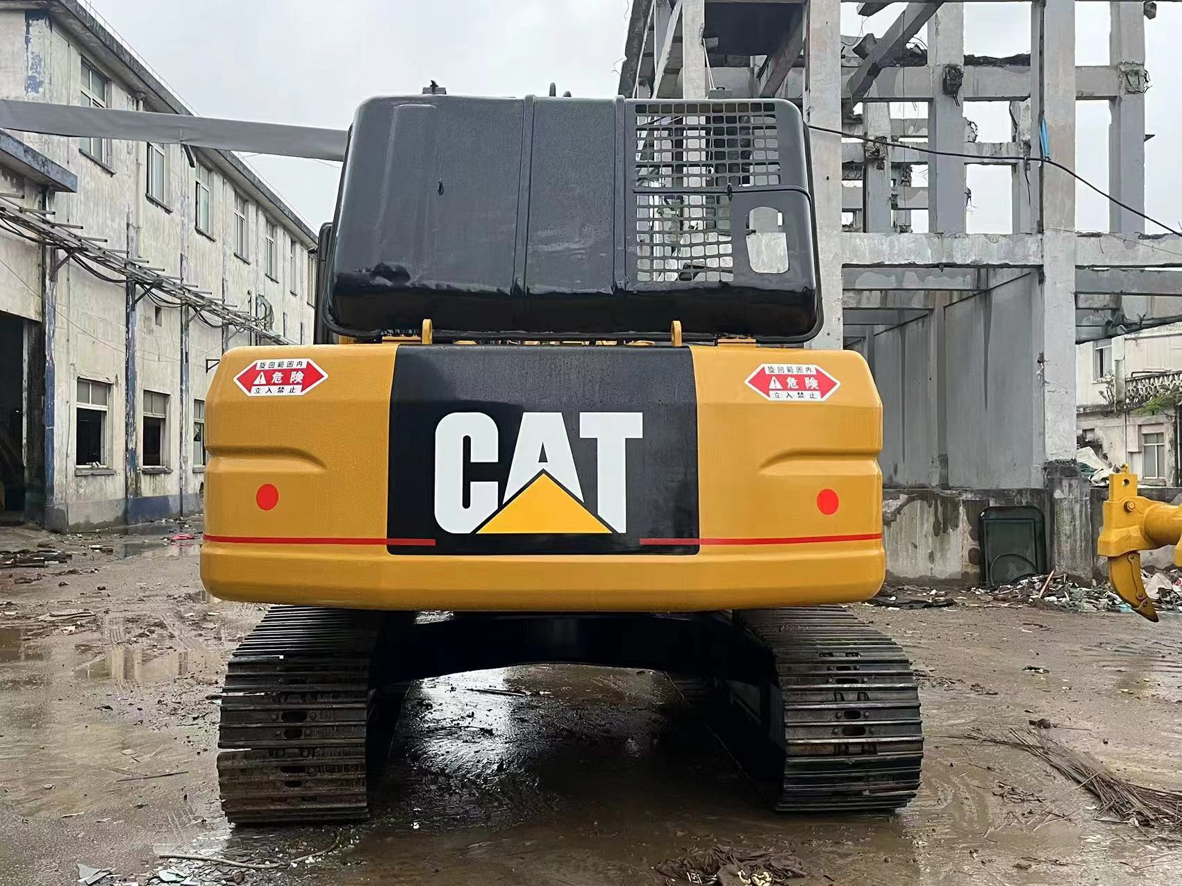 CATERPILLAR 325BL - Гусеничный экскаватор: фото 4 CATERPILLAR 325BL - Гусеничный экскаватор: фото 4