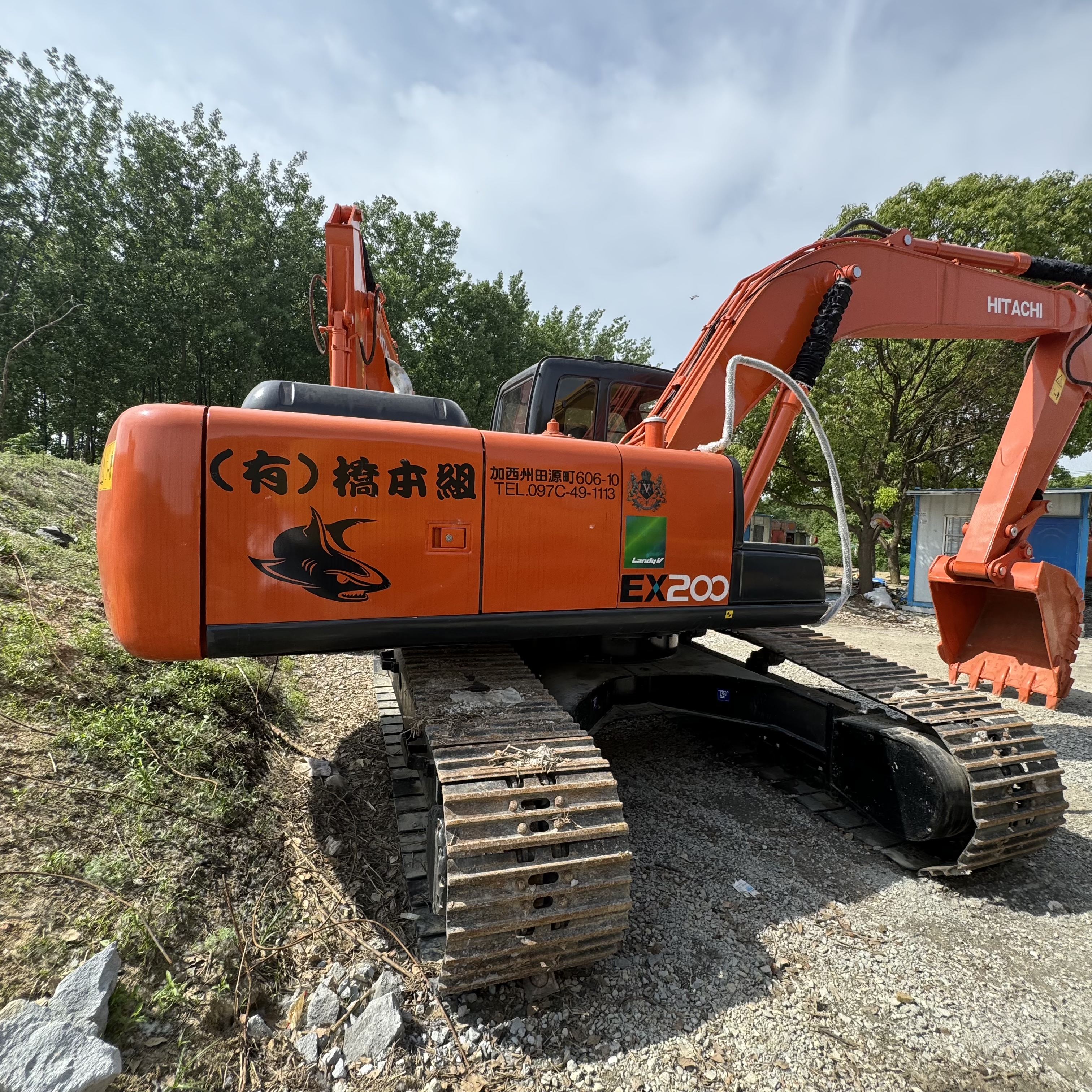 HITACHI ZX200 - Гусеничный экскаватор: фото 3 HITACHI ZX200 - Гусеничный экскаватор: фото 3