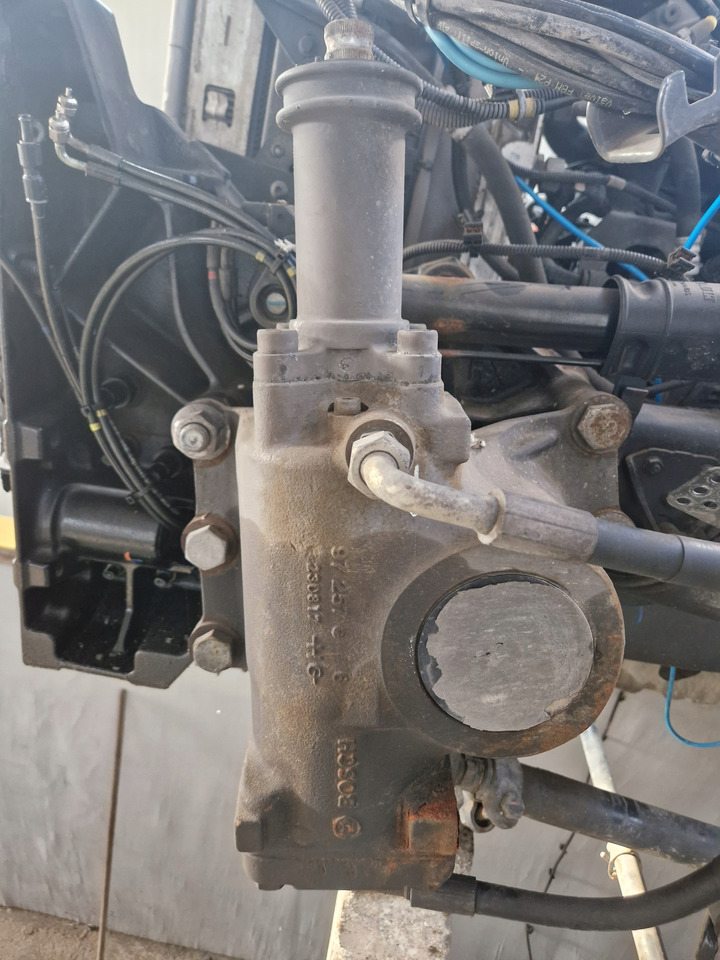 BOSCH KOLUMNA PRZEKŁADNIA KIEROWNICZA VOLVO FH 4 RENAULT GAMA RANGE T BOSCH ZF - Рулевой механизм для Грузовиков: фото 2 BOSCH KOLUMNA PRZEKŁADNIA KIEROWNICZA VOLVO FH 4 RENAULT GAMA RANGE T BOSCH ZF - Рулевой механизм для Грузовиков: фото 2