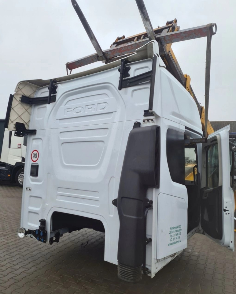 FORD KABINA KOMPLETNA FORD F-MAX TRUCKS CARGO 500 - Кабина: фото 5 FORD KABINA KOMPLETNA FORD F-MAX TRUCKS CARGO 500 - Кабина: фото 5