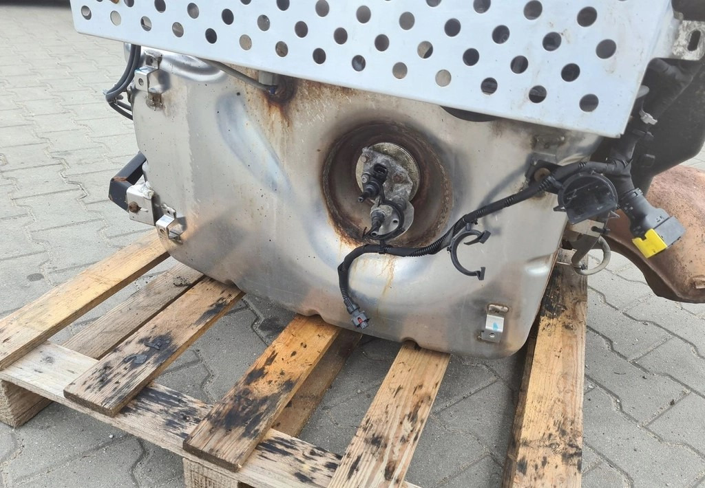 KATALIZATOR TŁUMIK DPF FILTR KOMPLETNY FORD F-MAX CARGO 500 EURO 6 - Глушитель: фото 4 KATALIZATOR TŁUMIK DPF FILTR KOMPLETNY FORD F-MAX CARGO 500 EURO 6 - Глушитель: фото 4