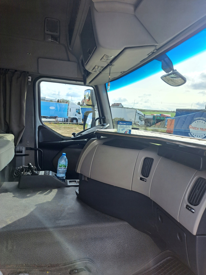 Кабина для Грузовиков RENAULT KABINA KOMPLETNA RENAULT PREMIUM DXI LIFT AUTOMAT: фото 7 Кабина для Грузовиков RENAULT KABINA KOMPLETNA RENAULT PREMIUM DXI LIFT AUTOMAT: фото 7
