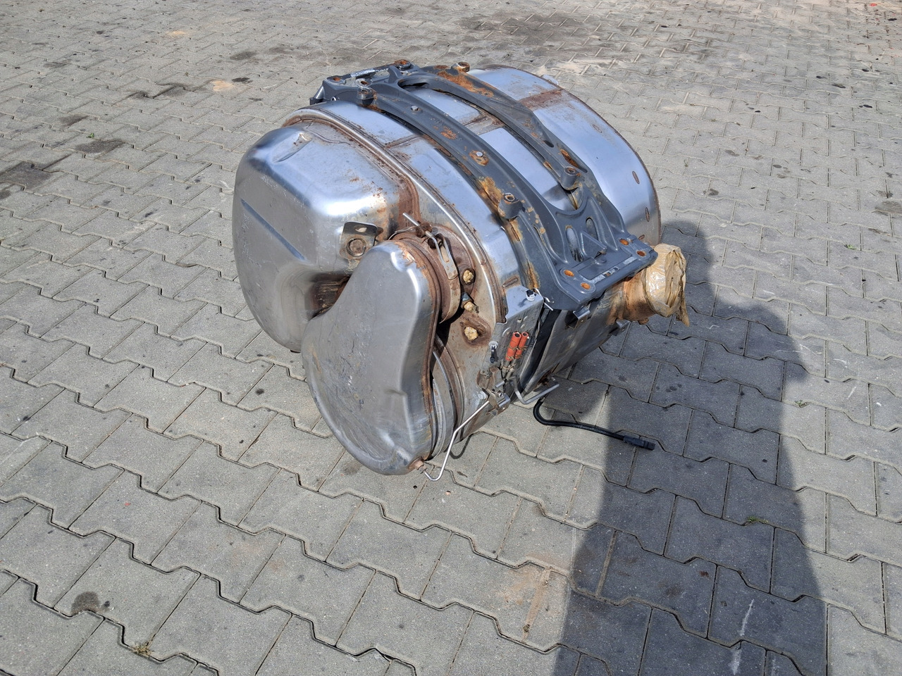 RENAULT KATALIZATOR TŁUMIK DPF FILTR VOLVO FH 4 FM 4 RENAULT GAMA T RANGE - Катализатор для Грузовиков: фото 4 RENAULT KATALIZATOR TŁUMIK DPF FILTR VOLVO FH 4 FM 4 RENAULT GAMA T RANGE - Катализатор для Грузовиков: фото 4