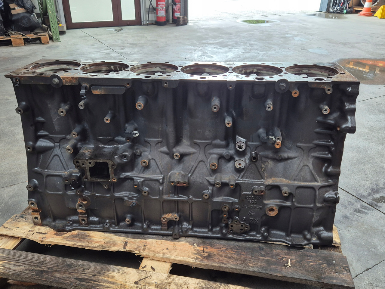 VOLVO BLOK SILNIKA RENAULT GAMA RANGE T EVO TURBOCOMPOUND VOLVO FH 5 D13K 2226825 K8 - Блок цилиндров для Грузовиков: фото 2 VOLVO BLOK SILNIKA RENAULT GAMA RANGE T EVO TURBOCOMPOUND VOLVO FH 5 D13K 2226825 K8 - Блок цилиндров для Грузовиков: фото 2