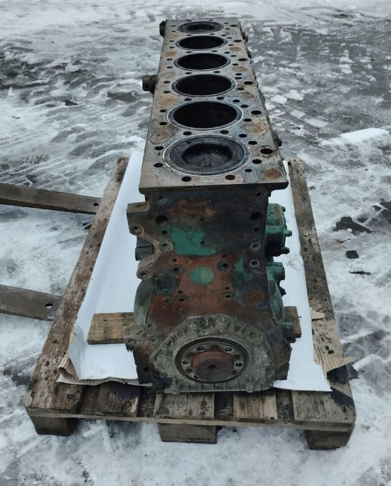 VOLVO BLOK SILNIKA SŁUPEK TŁOKI WAŁ VOLVO FM FH 13 D13A - Блок цилиндров для Грузовиков: фото 3 VOLVO BLOK SILNIKA SŁUPEK TŁOKI WAŁ VOLVO FM FH 13 D13A - Блок цилиндров для Грузовиков: фото 3