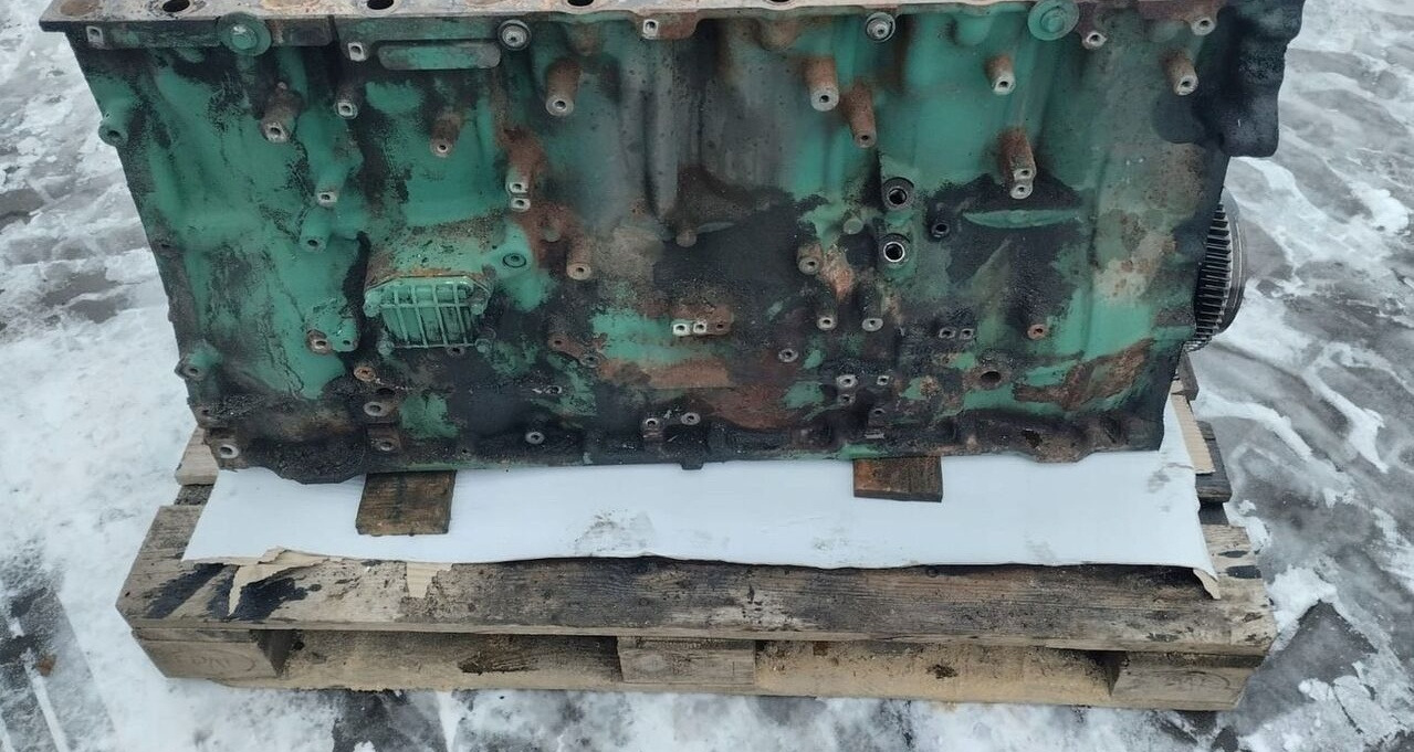 VOLVO BLOK SILNIKA SŁUPEK TŁOKI WAŁ VOLVO FM FH 13 D13A - Блок цилиндров для Грузовиков: фото 4 VOLVO BLOK SILNIKA SŁUPEK TŁOKI WAŁ VOLVO FM FH 13 D13A - Блок цилиндров для Грузовиков: фото 4