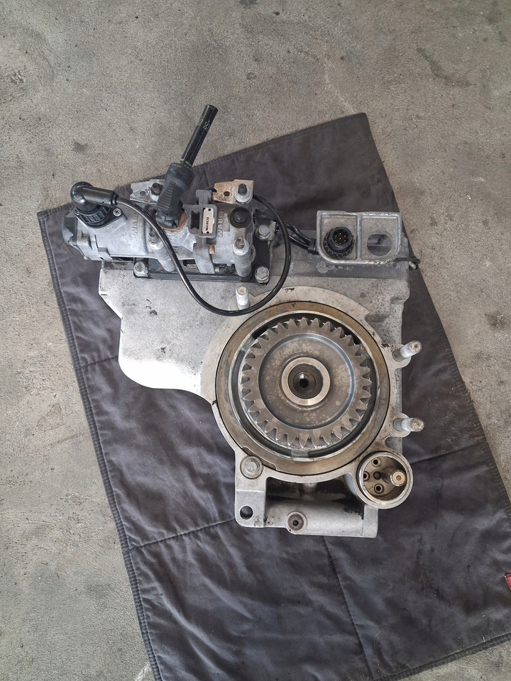 VOLVO RETARDER INTARDER SKRZYNI BIEGÓW I-SHIFT VOLVO FH FM 4 5 RENAULT GAMA T - Коробка передач и запчасти: фото 1 VOLVO RETARDER INTARDER SKRZYNI BIEGÓW I-SHIFT VOLVO FH FM 4 5 RENAULT GAMA T - Коробка передач и запчасти: фото 1