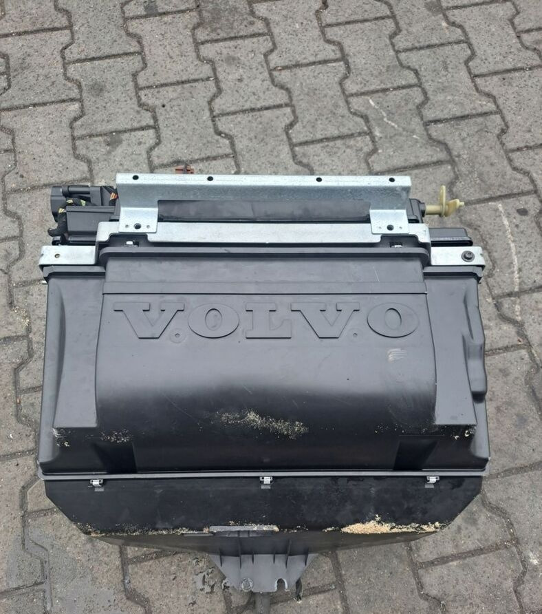 Volvo NAGRZEWNICA KOMPLETNA VOLVO FH FM 9 13 LIFT - Отопление/ Вентиляция для Грузовиков: фото 2 Volvo NAGRZEWNICA KOMPLETNA VOLVO FH FM 9 13 LIFT - Отопление/ Вентиляция для Грузовиков: фото 2