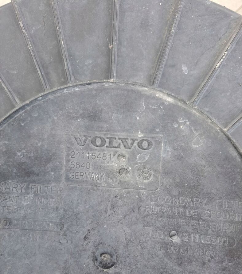 Volvo OBUDOWA FILTRA POWIETRZA VOLVO FH FM 4 13 LIFT - Воздушный фильтр для Грузовиков: фото 3 Volvo OBUDOWA FILTRA POWIETRZA VOLVO FH FM 4 13 LIFT - Воздушный фильтр для Грузовиков: фото 3