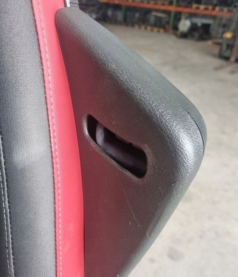 Volvo PNEUMATYCZNY Volvo FH 4 FM 4 AUTOMAT - Сиденье для Грузовиков: фото 3 Volvo PNEUMATYCZNY Volvo FH 4 FM 4 AUTOMAT - Сиденье для Грузовиков: фото 3